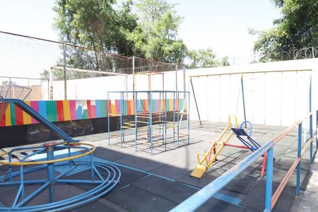 Apartamento para alugar com 47m², 2 quartos e 1 vagaÁrea comum - Playground