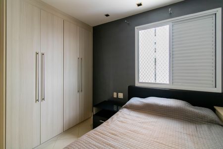 Apartamento à venda com 130m², 4 quartos e 2 vagas Apartamento à venda com 130m², 4 quartos e 2 vagasSuíte 3