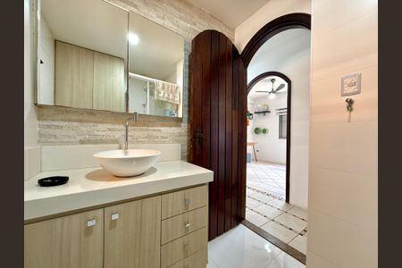 Apartamento à venda com 90m², 3 quartos e 1 vagaBanheiro Social