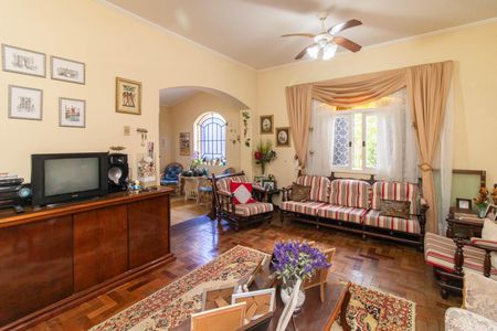 Sala de casa à venda com 3 quartos, 300m² em Santa Tereza, Porto Alegre