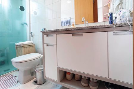 Apartamento para alugar com 123m², 3 quartos e 2 vagasBanheiro social