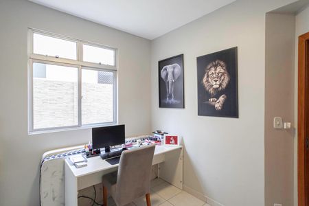 Apartamento para alugar com 123m², 3 quartos e 2 vagasQuarto 2