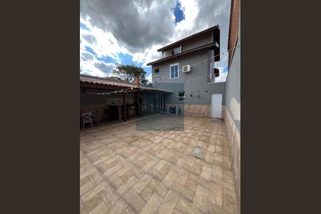 Casa à venda com 3 quartos, 141m² em Jardim Paulista II, Jundiaí