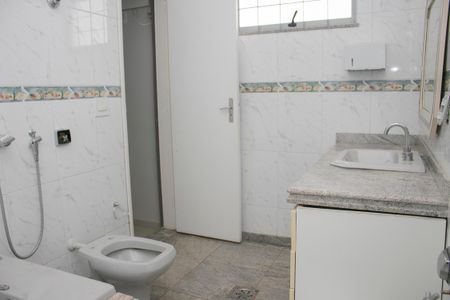 Casa para alugar com 280m², 5 quartos e sem vagaBanheiro da Suíte 2