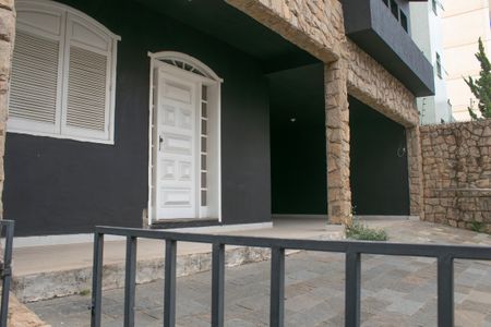 Casa para alugar com 280m², 5 quartos e sem vagaÁrea Externa