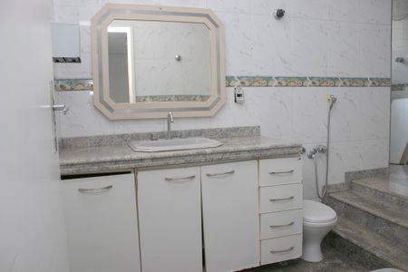 Casa para alugar com 280m², 5 quartos e sem vagaBanheiro da Suíte 2