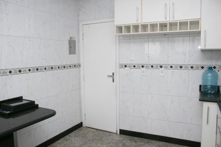 Casa para alugar com 280m², 5 quartos e sem vagaCozinha