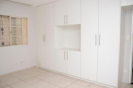 Casa para alugar com 280m², 5 quartos e sem vagaSuíte 3