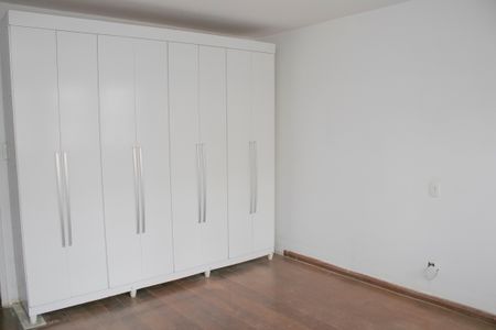 Casa para alugar com 280m², 5 quartos e sem vagaQuarto 2