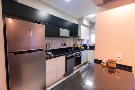 Apartamento à venda com 54m², 2 quartos e 1 vaga Apartamento à venda com 54m², 2 quartos e 1 vagaCozinha e Área de Serviço