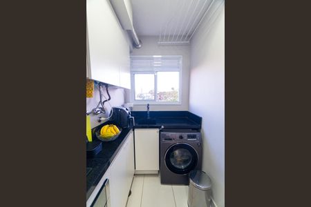 Apartamento à venda com 54m², 2 quartos e 1 vaga Apartamento à venda com 54m², 2 quartos e 1 vagaCozinha e Área de Serviço