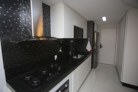 Apartamento à venda com 120m², 3 quartos e 2 vagasCozinha