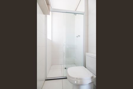 Apartamento para alugar com 72m², 2 quartos e 1 vaga Apartamento para alugar com 72m², 2 quartos e 1 vagaBanheiro da Suíte