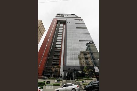 Apartamento para alugar com 72m², 2 quartos e 1 vaga Apartamento para alugar com 72m², 2 quartos e 1 vagaFachada