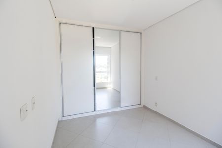 Apartamento para alugar com 72m², 2 quartos e 1 vaga Apartamento para alugar com 72m², 2 quartos e 1 vagaSuíte