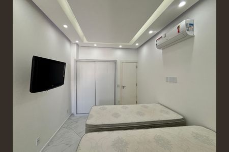 Quarto 1 de apartamento para alugar com 2 quartos, 78m² em Copacabana, Rio de Janeiro
