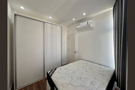 Quarto 2 de apartamento para alugar com 2 quartos, 78m² em Copacabana, Rio de Janeiro
