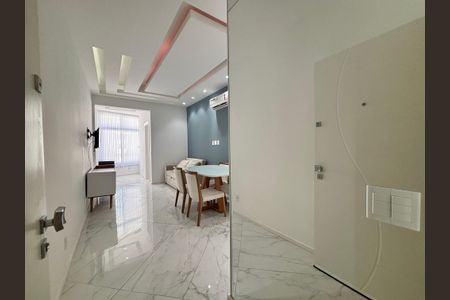Sala de apartamento para alugar com 2 quartos, 78m² em Copacabana, Rio de Janeiro