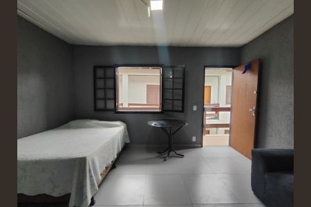 Studio de kitnet/studio para alugar com 1 quarto, 25m² em Vargem Pequena, Rio de Janeiro