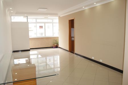 Apartamento à venda com 3 quartos, 108m² em Santa Cecilia, São Paulo