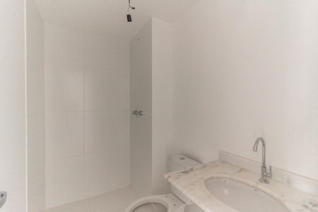Banheiro de kitnet/studio à venda com 1 quarto, 25m² em Vila Buarque, São Paulo
