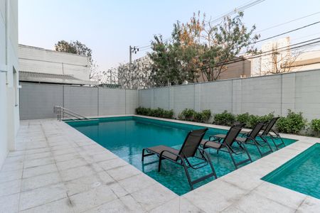 Apartamento à venda com 38m², 2 quartos e sem vaga Apartamento à venda com 38m², 2 quartos e sem vagaÁrea comum - Piscina