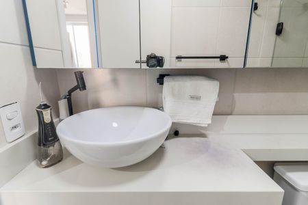 Apartamento à venda com 38m², 2 quartos e sem vaga Apartamento à venda com 38m², 2 quartos e sem vagaBanheiro