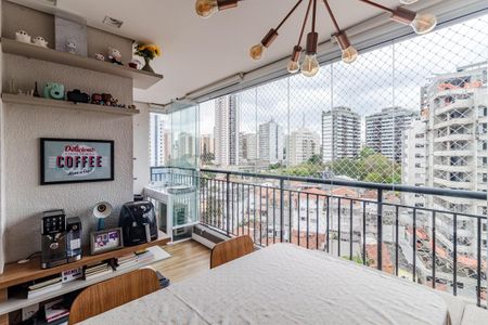 Apartamento à venda com 68m², 3 quartos e 1 vagaVaranda