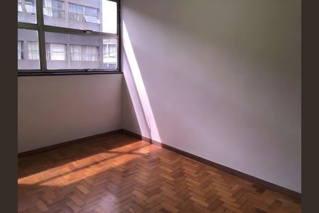 Apartamento para alugar com 70m², 3 quartos e sem vaga Apartamento para alugar com 70m², 3 quartos e sem vagaQuarto