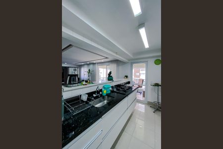 Apartamento à venda com 110m², 2 quartos e 2 vagasCozinha