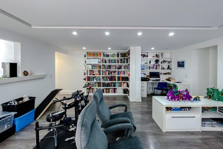 Apartamento à venda com 110m², 2 quartos e 2 vagasSala