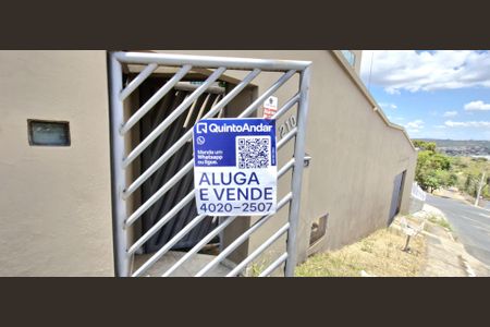 Casa à venda com 300m², 5 quartos e 5 vagas