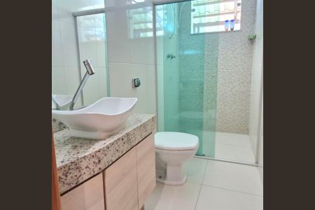 Casa à venda com 300m², 5 quartos e 5 vagas