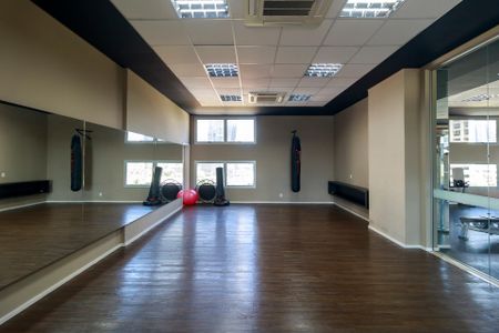 Studio para alugar com 33m², 1 quarto e 1 vaga Studio para alugar com 33m², 1 quarto e 1 vagaAcademia