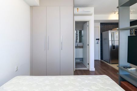 Studio para alugar com 33m², 1 quarto e 1 vaga Studio para alugar com 33m², 1 quarto e 1 vagaQuarto
