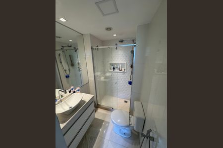 Apartamento à venda com 82m², 3 quartos e 2 vagasBanheiro 2