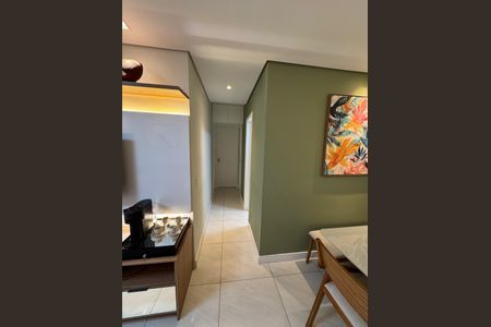 Apartamento à venda com 82m², 3 quartos e 2 vagasCorredor