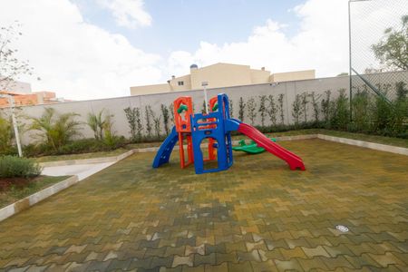 Apartamento para alugar com 51m², 2 quartos e 1 vaga Apartamento para alugar com 51m², 2 quartos e 1 vagaÁrea comum - Playground