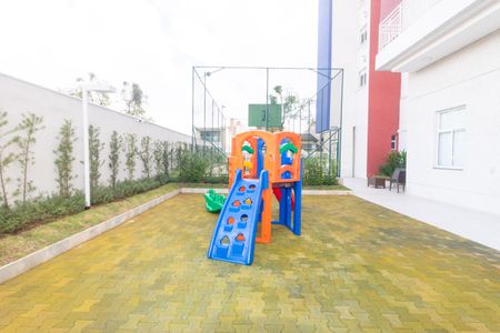 Apartamento para alugar com 51m², 2 quartos e 1 vaga Apartamento para alugar com 51m², 2 quartos e 1 vagaÁrea comum - Playground