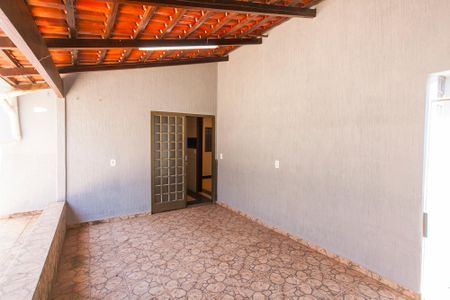 Casa para alugar com 187m², 4 quartos e 2 vagasVaranda