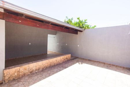 Casa para alugar com 187m², 4 quartos e 2 vagasQuintal