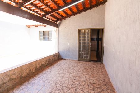 Casa para alugar com 187m², 4 quartos e 2 vagasVaranda