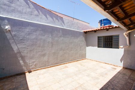 Casa para alugar com 187m², 4 quartos e 2 vagasQuintal