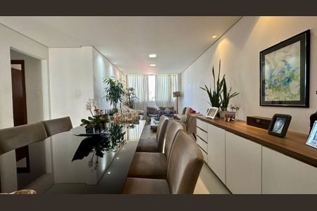 Apartamento à venda com 190m², 3 quartos e 2 vagasSala 