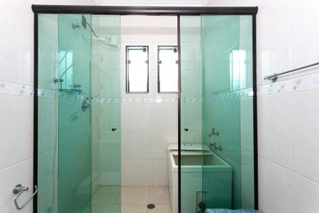 Casa à venda com 127m², 3 quartos e 3 vagas Casa à venda com 127m², 3 quartos e 3 vagasBanheiro 1