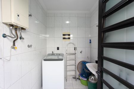 Casa à venda com 127m², 3 quartos e 3 vagas Casa à venda com 127m², 3 quartos e 3 vagasÁrea de Serviço