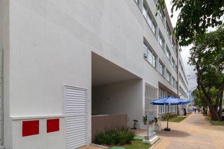 Apartamento à venda com 27m², 1 quarto e sem vagaFachada e Portaria