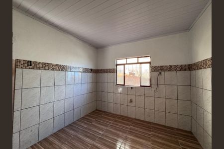 Casa à venda com 90m², 2 quartos e 1 vagaSala/Cozinha