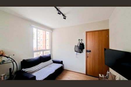 Sala de apartamento para alugar com 2 quartos, 45m² em Colégio Batista, Belo Horizonte