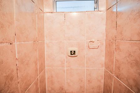 Banheiro de casa para alugar com 1 quarto, 75m² em Vila Santa Luzia, São Bernardo do Campo